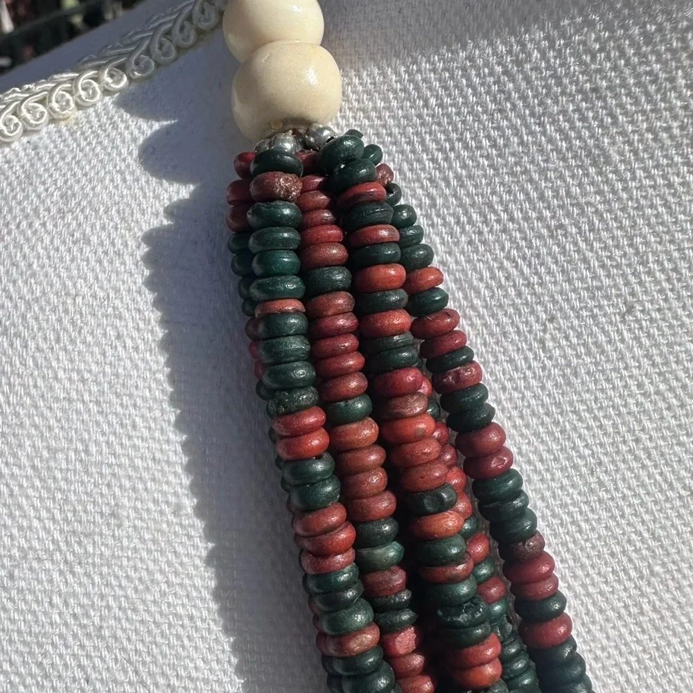 Vintage Ethnic Style Red and Green Multi-Strand Beaded Necklace - Picture 2 of 7